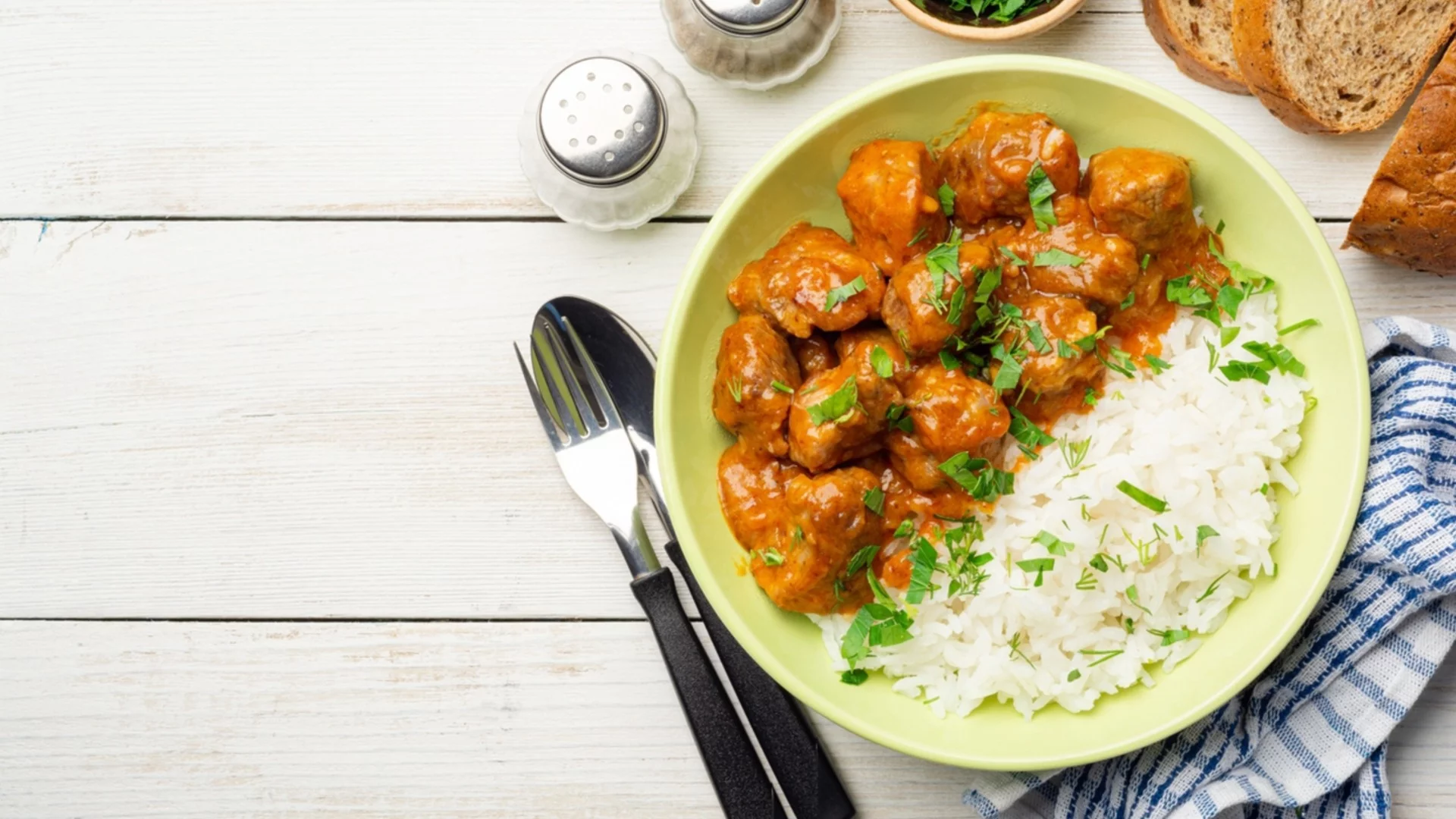 Знаете ли вы, как приготовить винный шашлык с красным вином?