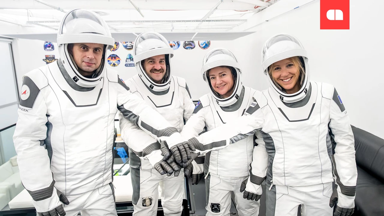 В будущих миссиях НАСА астронавты смогут брать с собой смартфоны