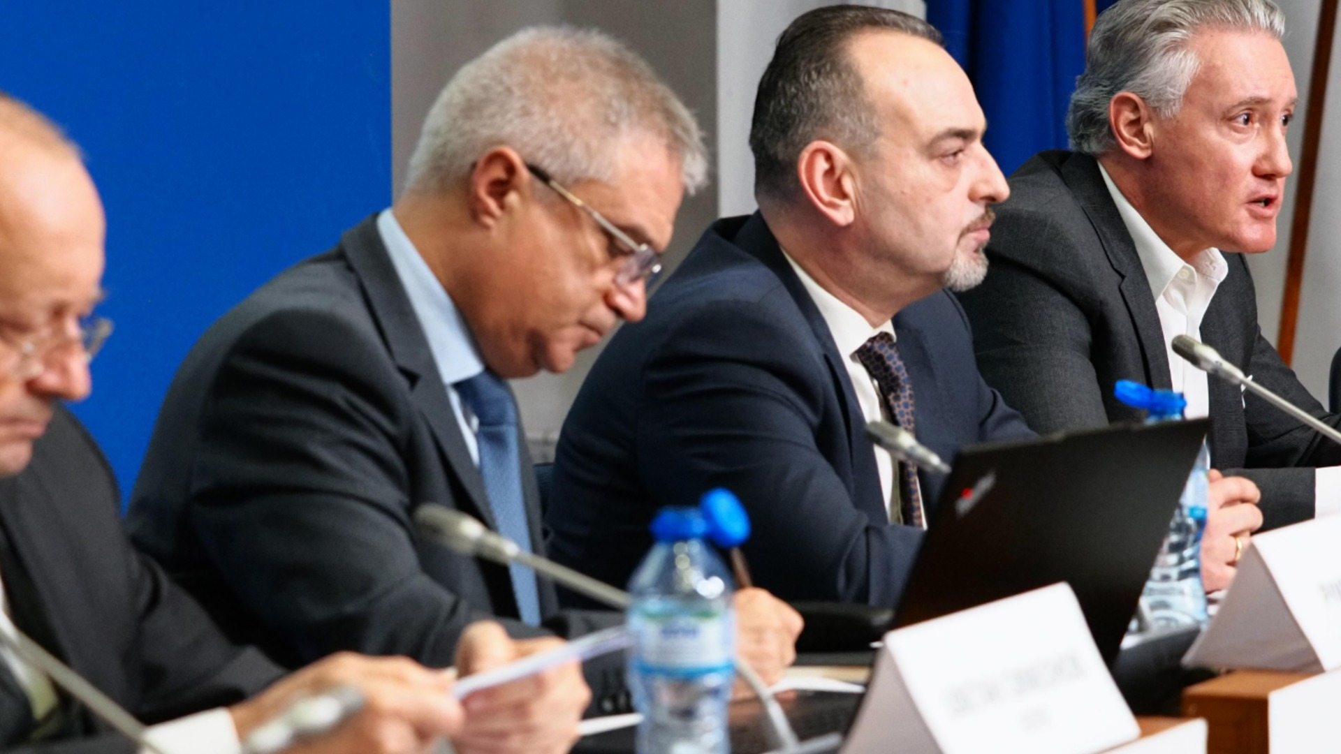 Работодатели потребовали прозрачного механизма минимальной заработной платы и доступа к работникам из третьих стран