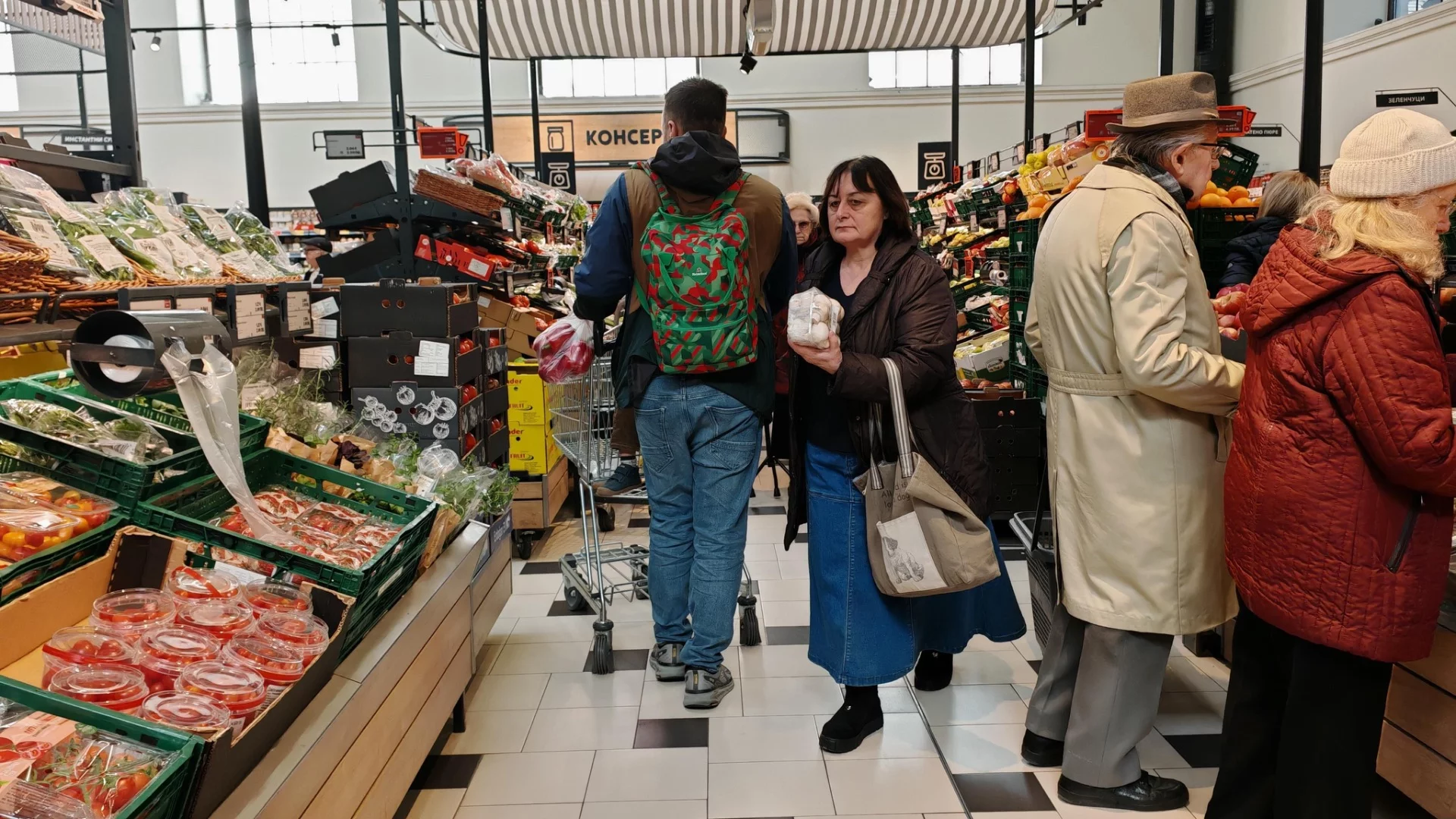 Скачка цен на продукты питания нет, уверяют регуляторы