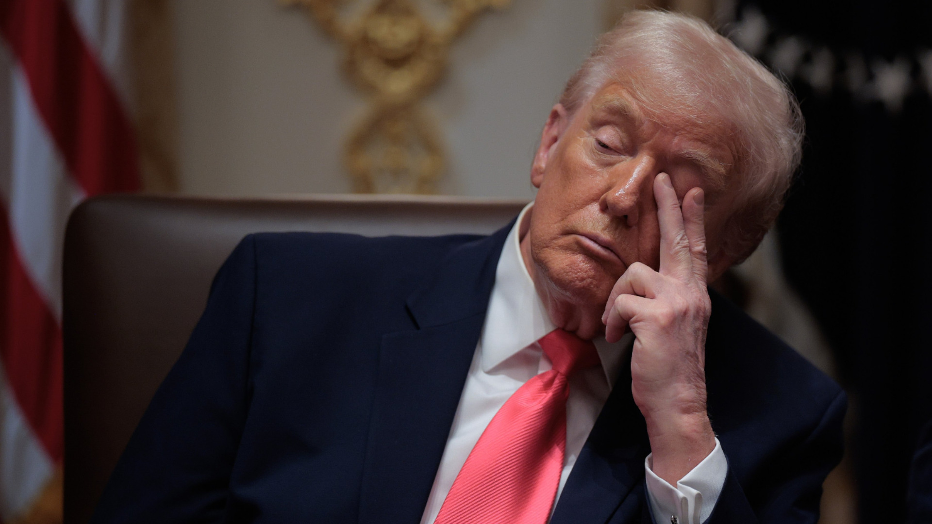 Звуковая пощечина Трампу: его пошлины незаконны