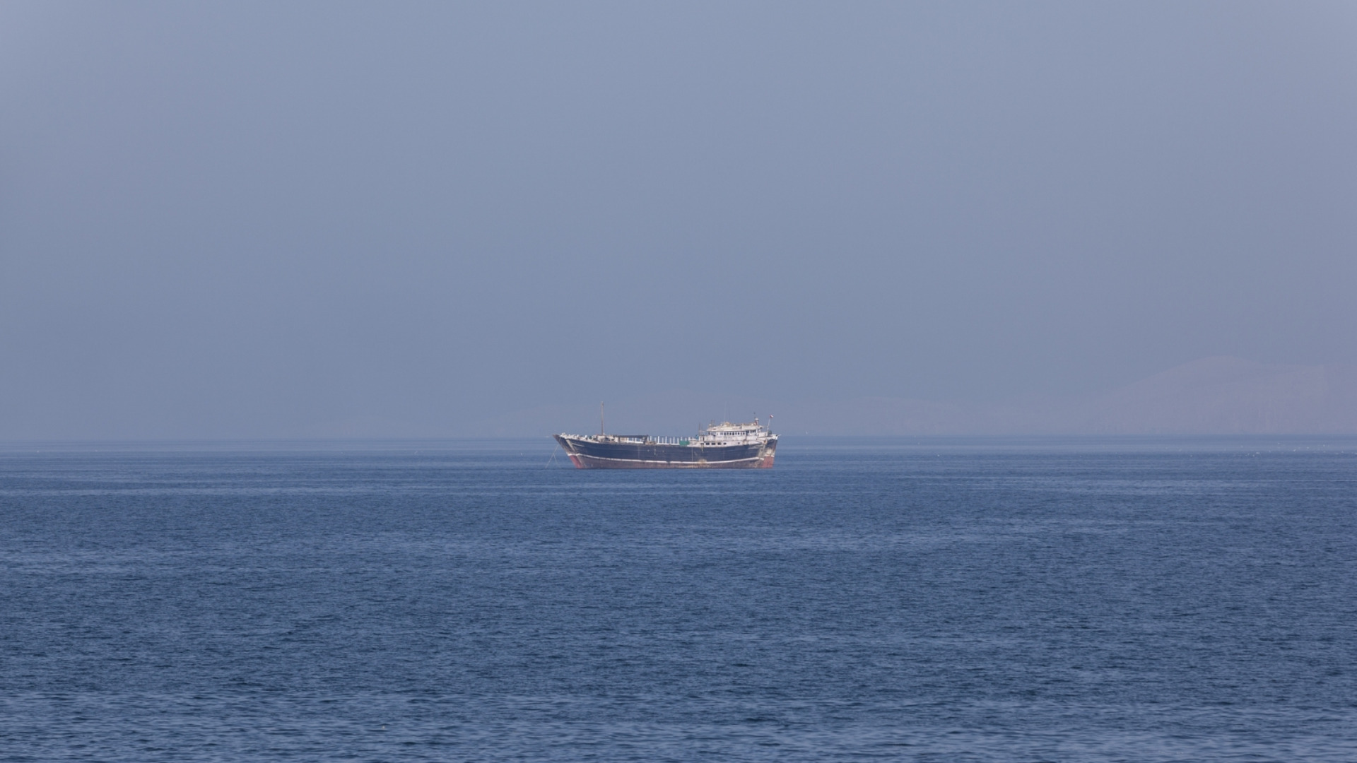 Удар по мировой торговле нефтью: первые данные об иранской блокаде Ормузского пролива