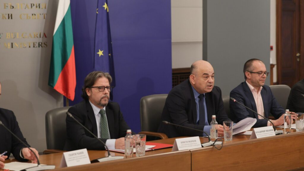 Изменение стоимости потребительской корзины: актуальные данные о ценах после введения евро