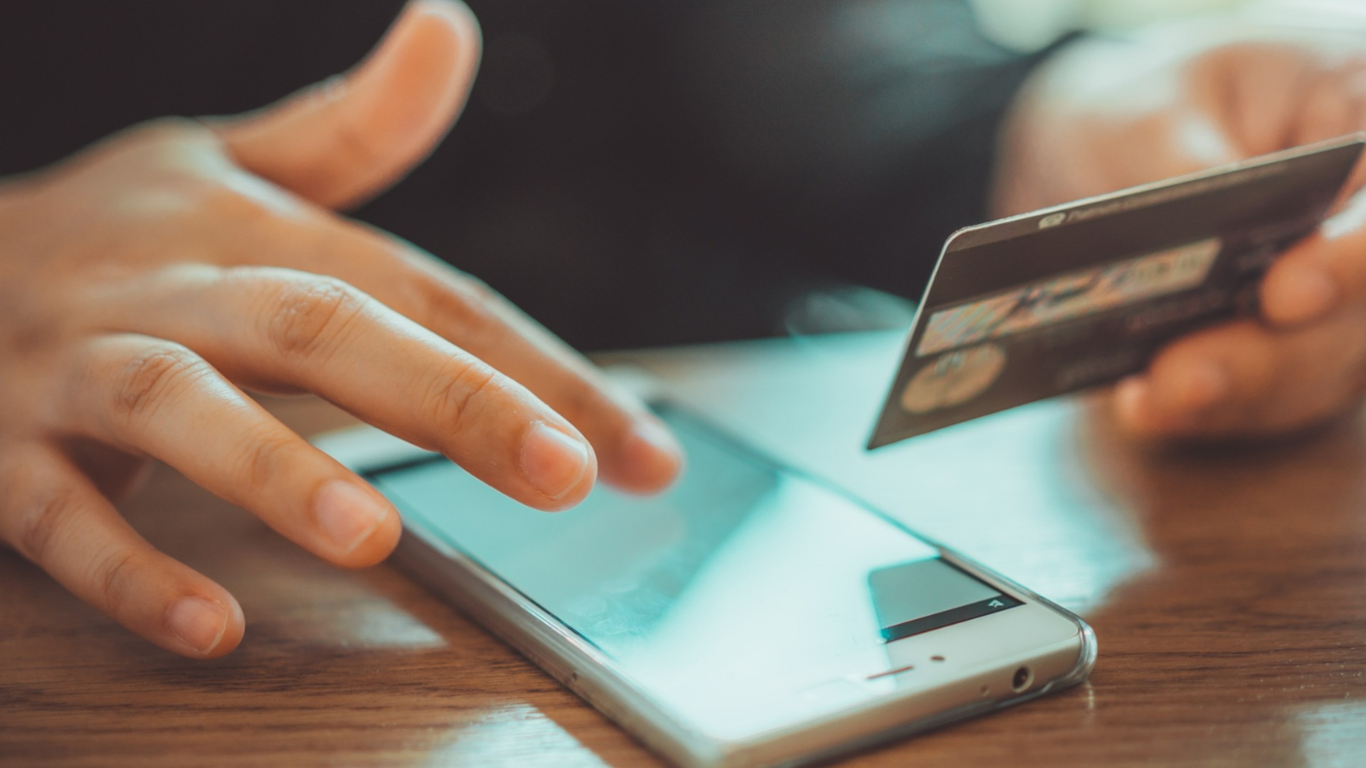 В Болгарии значительная часть счетов не оплачивается вовремя: исследование