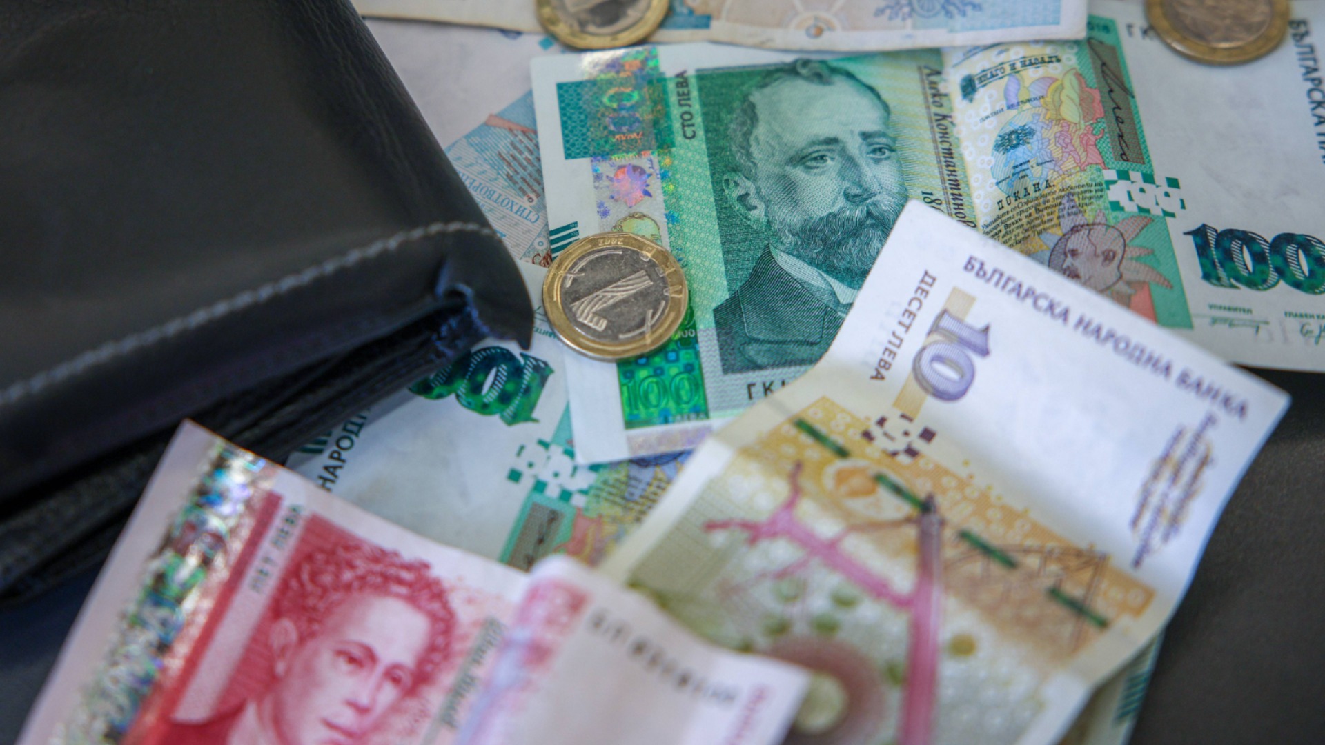 Лев в истории, мы платим только в евро.