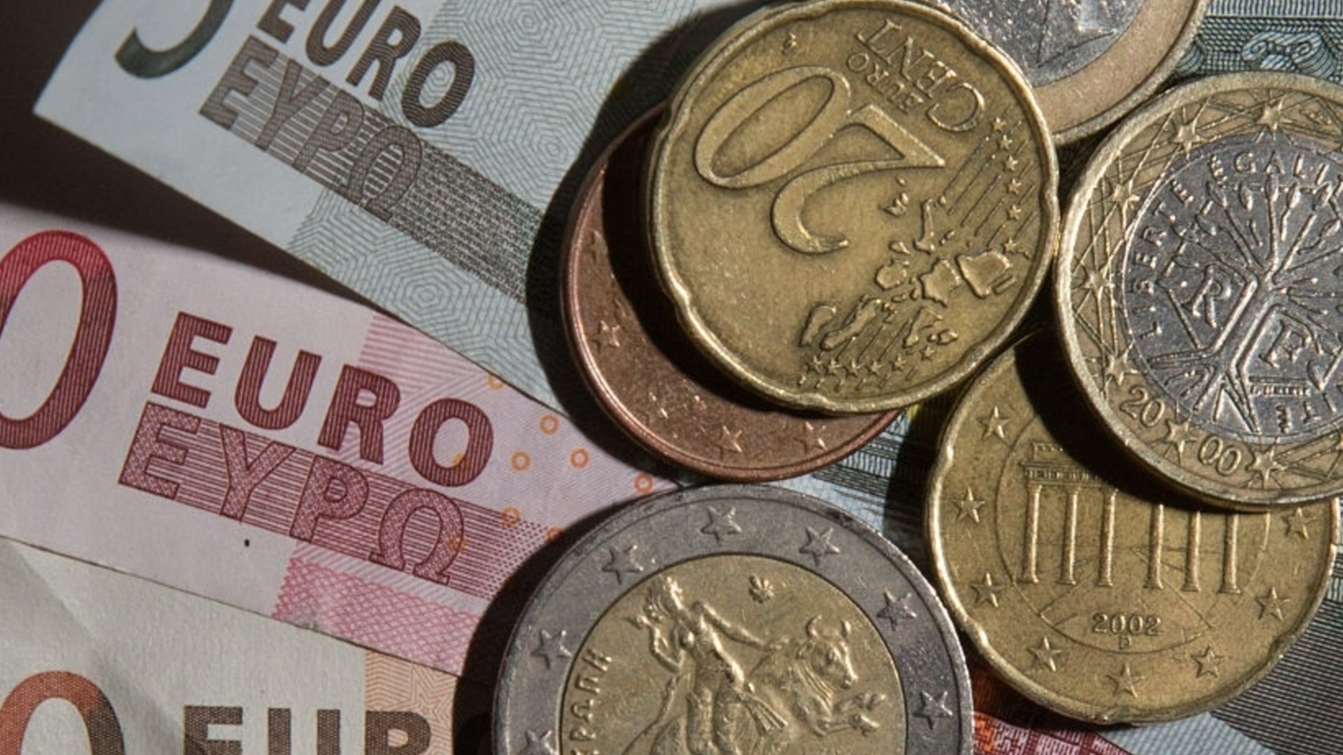 Новое направление евро на новой неделе