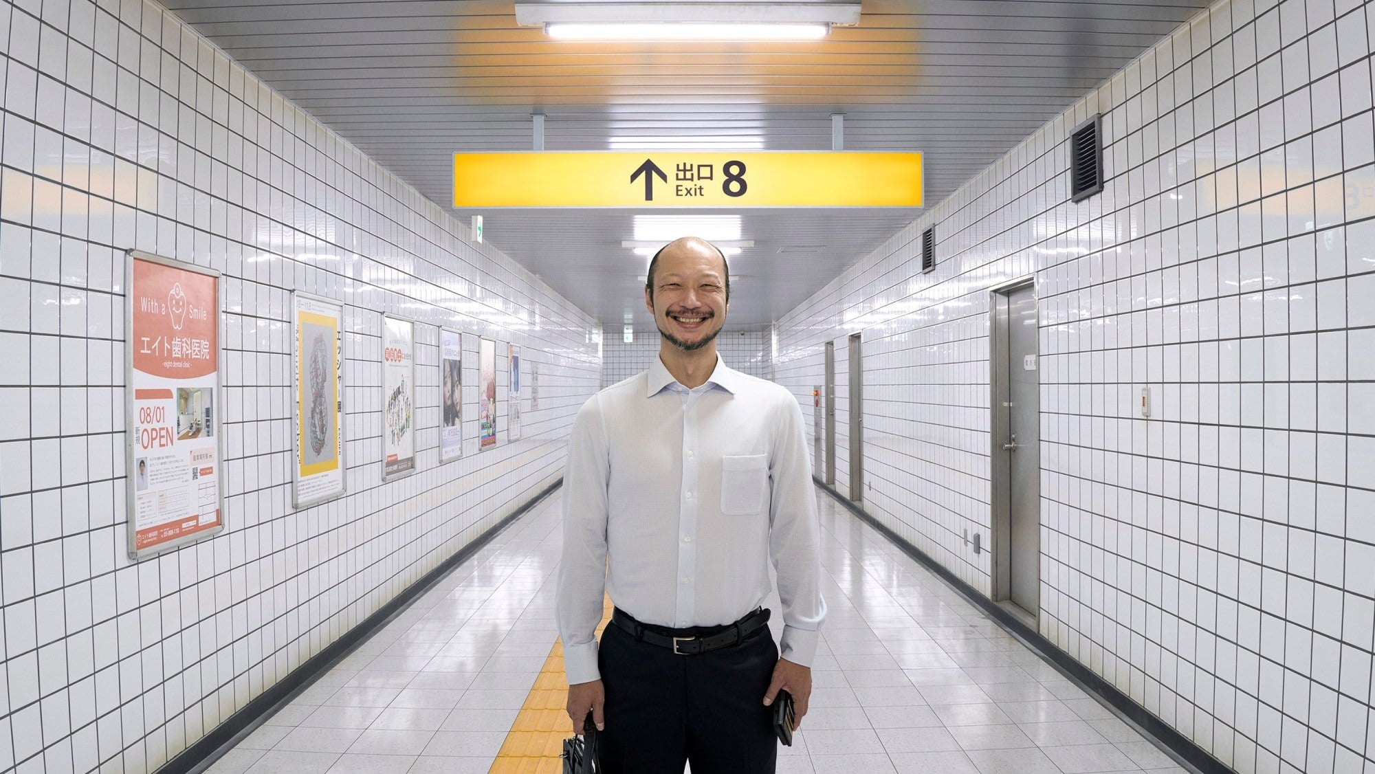 психологический фильм ужасов, заставляющий сомневаться в каждой детали. Поскольку вы видите это в кино