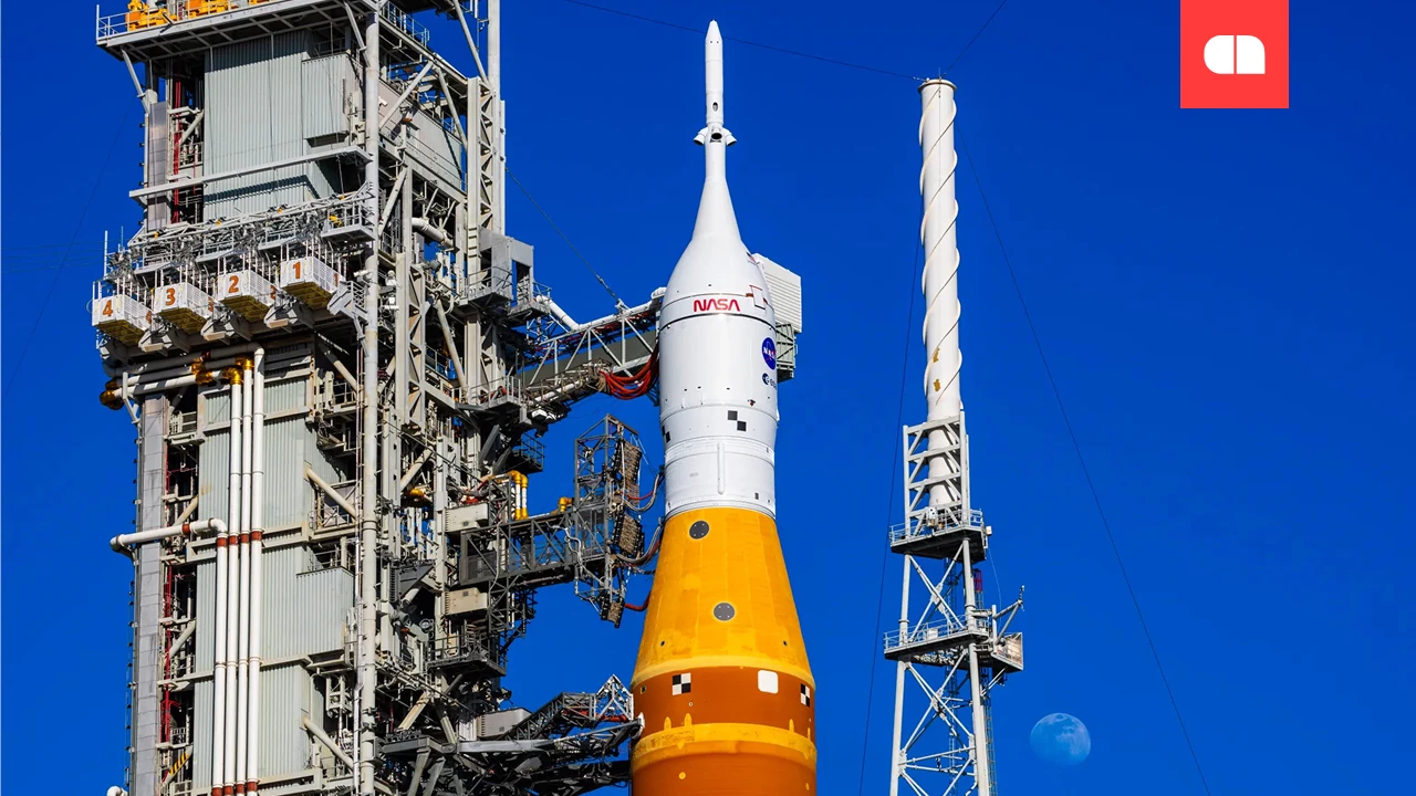 Artemis 2 не полетит на Луну в марте: есть проблема с ракетой