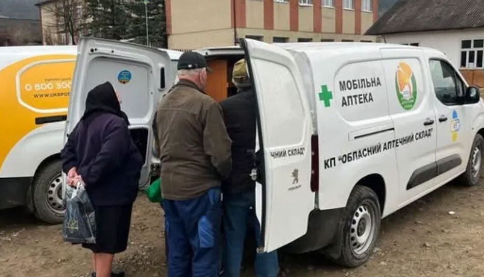 В Прикарпатье продолжают курсировать мобильные аптеки