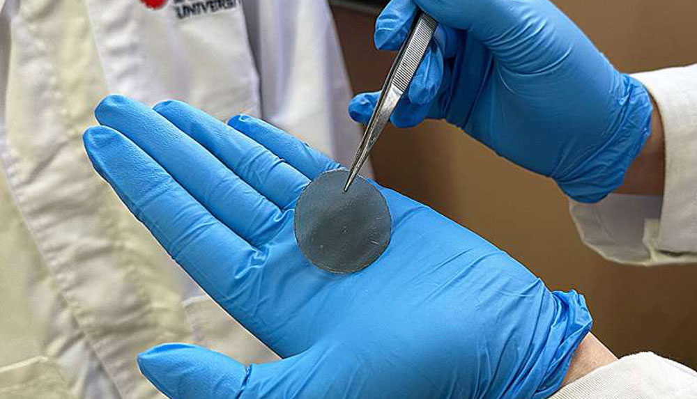 Умная повязка может одновременно залечивать и контролировать раны