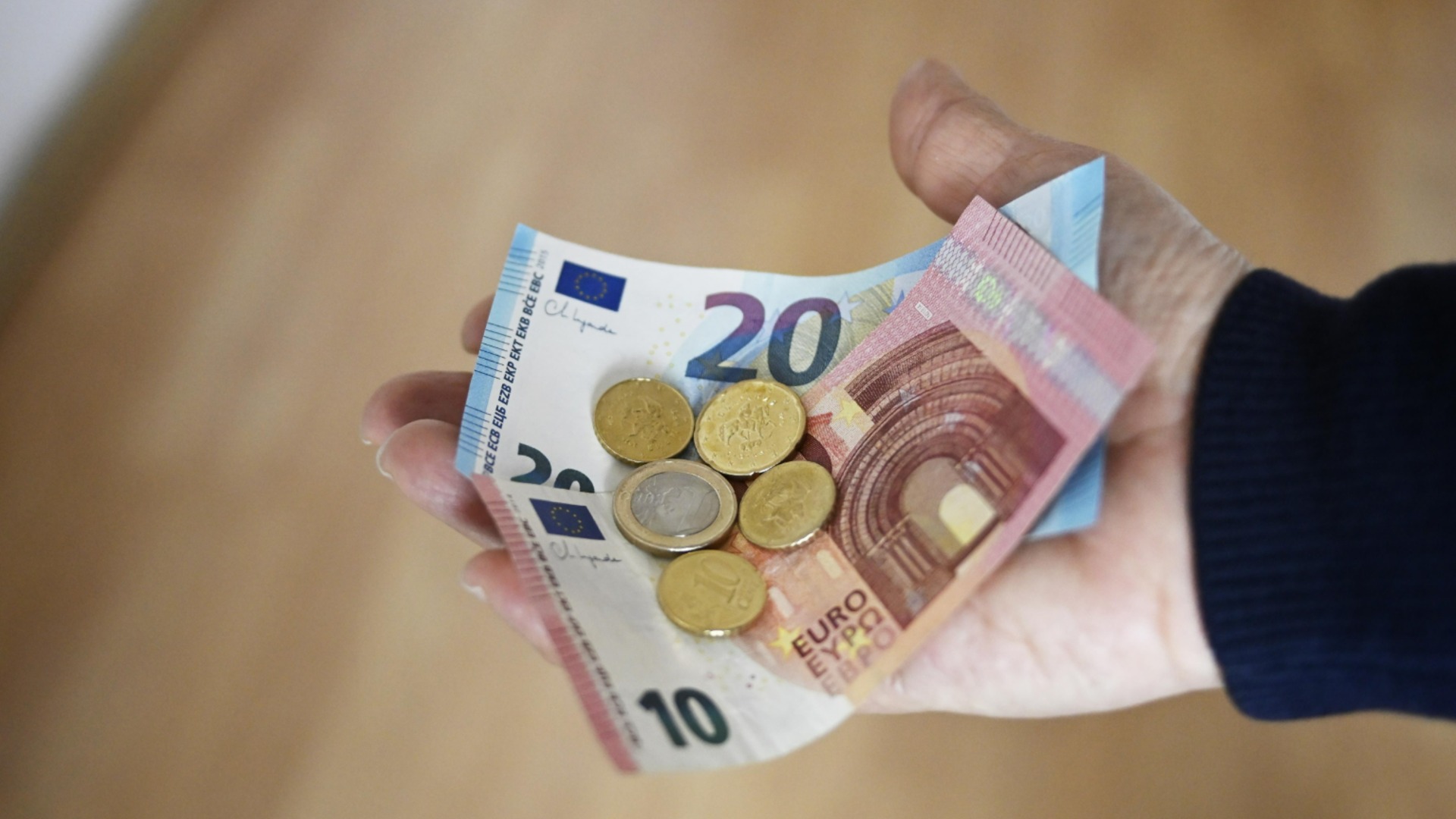 Инфляция за второй месяц с евро: Экспресс-данные