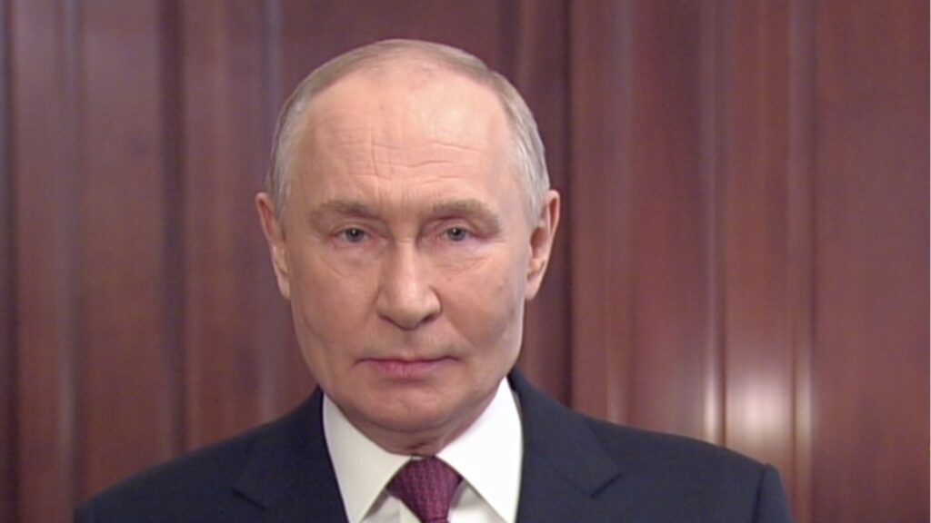 «Давайте не будем ждать, пока нам захлопнут дверь»: Путин потребовал приостановить поставки российского газа в Европу (ВИДЕО)