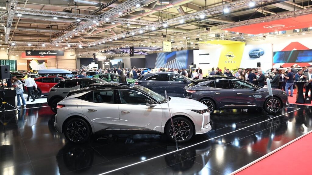 Конец сжиженного нефтяного газа: европейский автогигант будет продавать только электромобили и гибриды