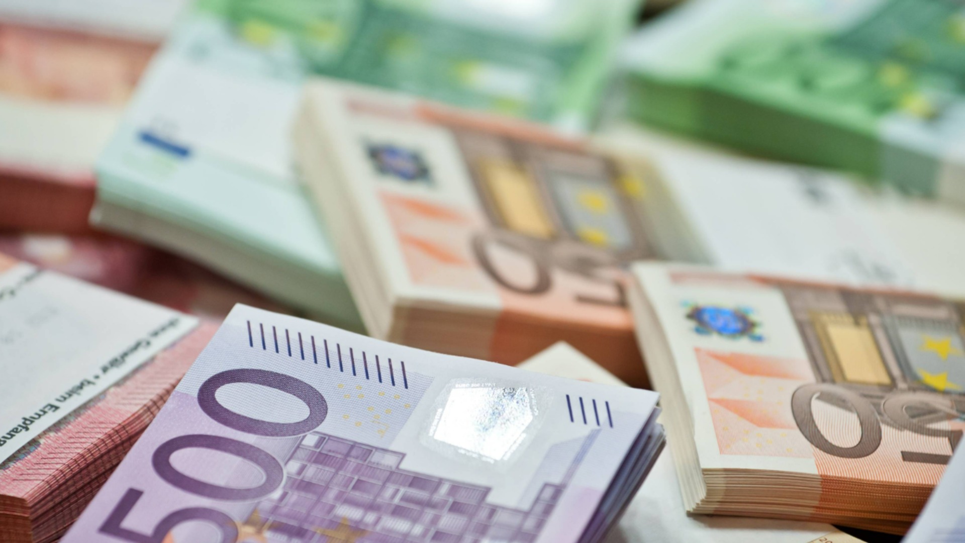 Минфин с актуальными данными по дефициту бюджета