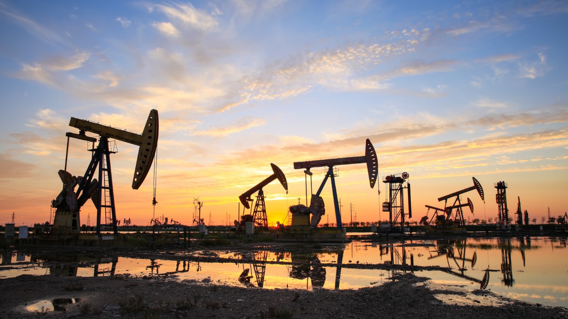 МЭА планирует выпустить на мировой рынок рекордное количество нефти из своих запасов