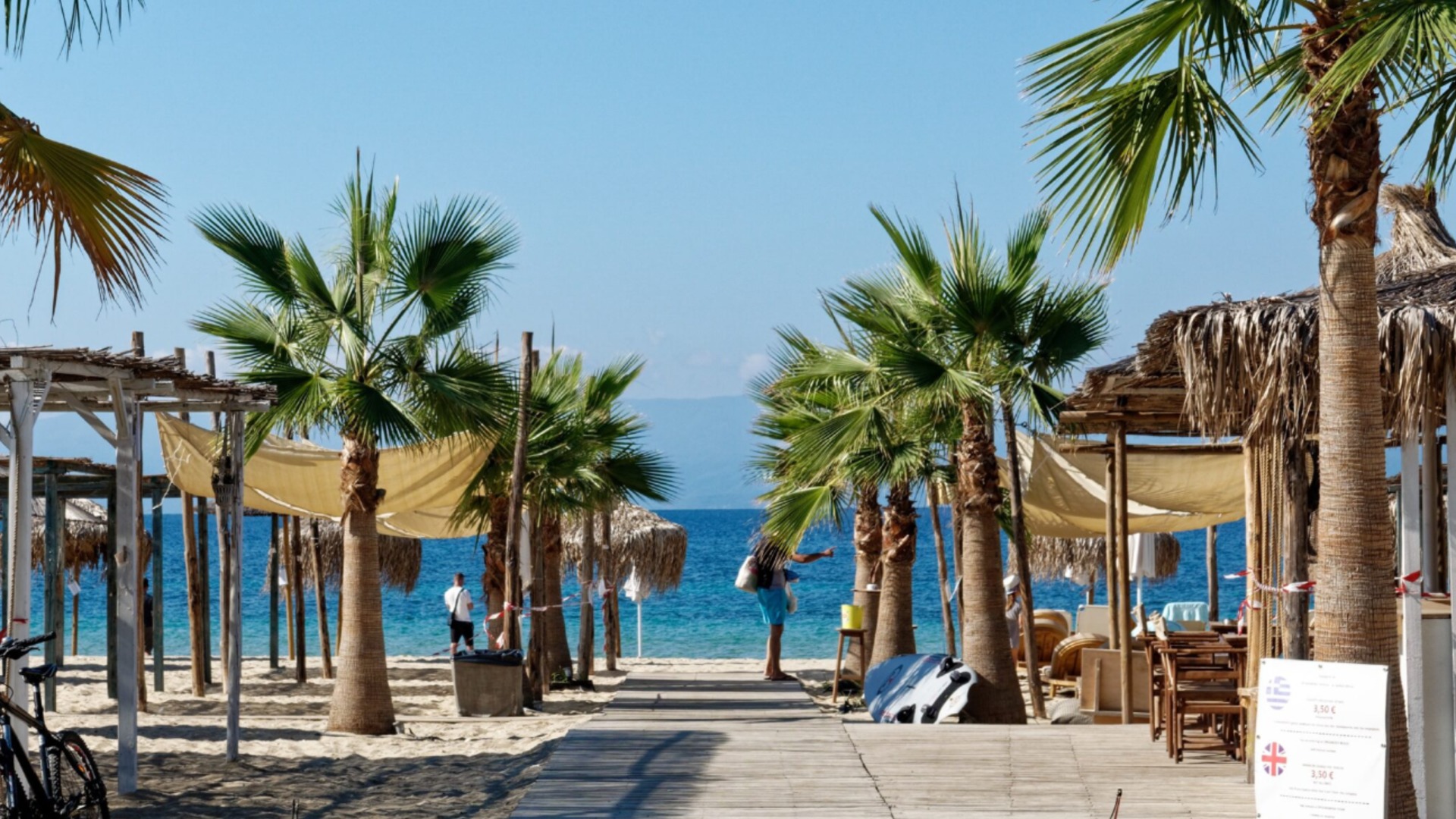 Отдых в Греции этим летом будет соленым: что происходит с ценами на отели