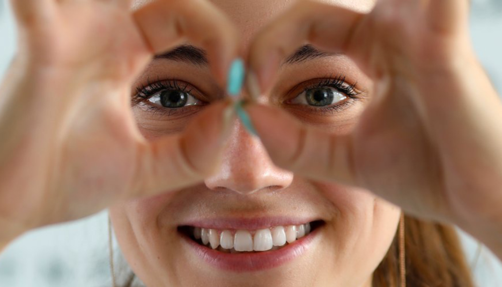 Более 100 украинских медучреждений выполняют безвозмездные операции по имплантации искусственного хрусталика