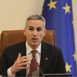 «Вертолетные деньги не раздают»: Гюров озвучил меры борьбы с последствиями топливного кризиса (ВИДЕО)