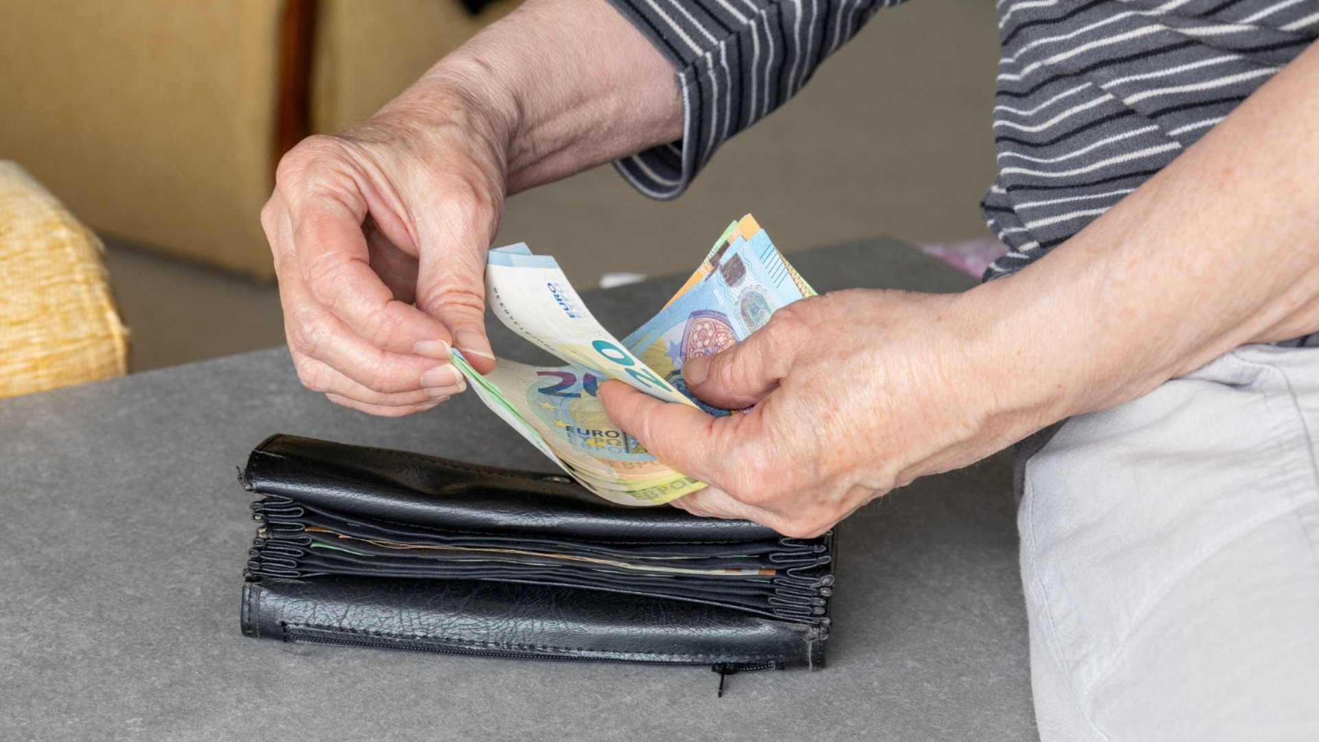 Новые пенсии в Болгарии: Объяснения, что изменилось в пенсионных фондах