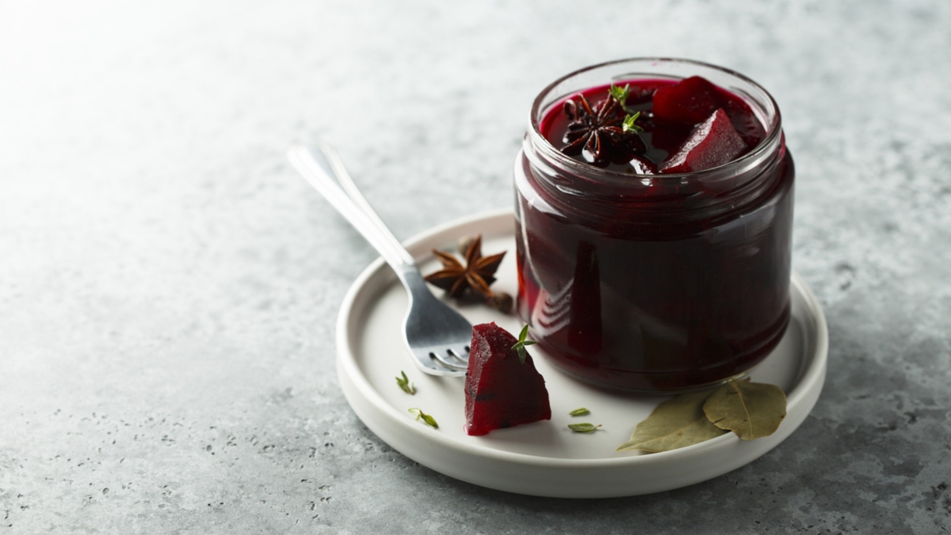 Легко и вкусно: обязательно попробуйте эту маринованную свеклу