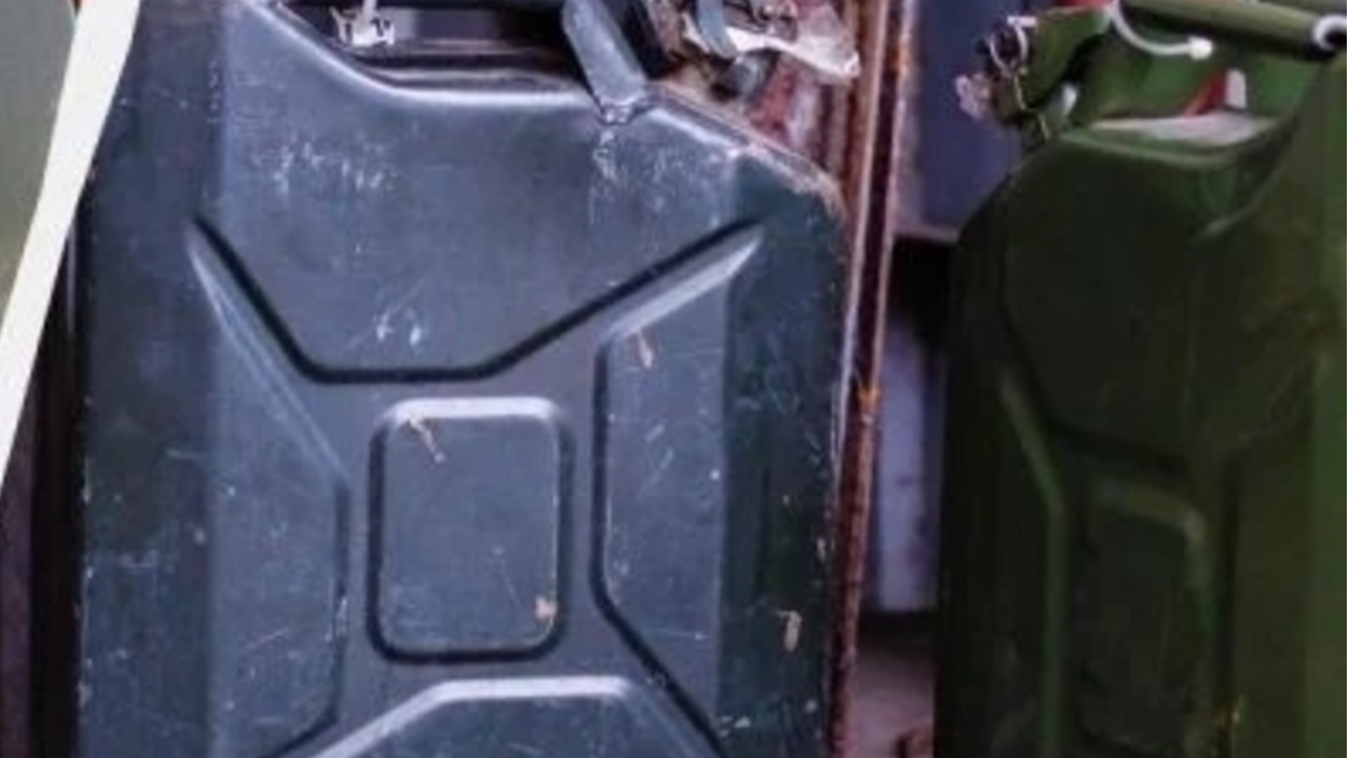 Скопье снова напоил его мазутом: они могут выпустить количество из своего госрезерва