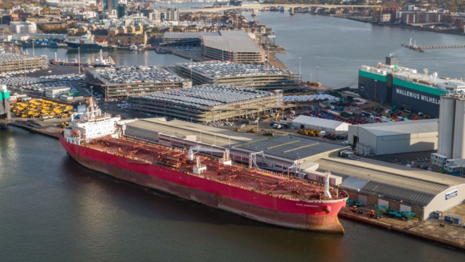 Пинг-понг: невероятный и абсурдный поворот цен на нефть