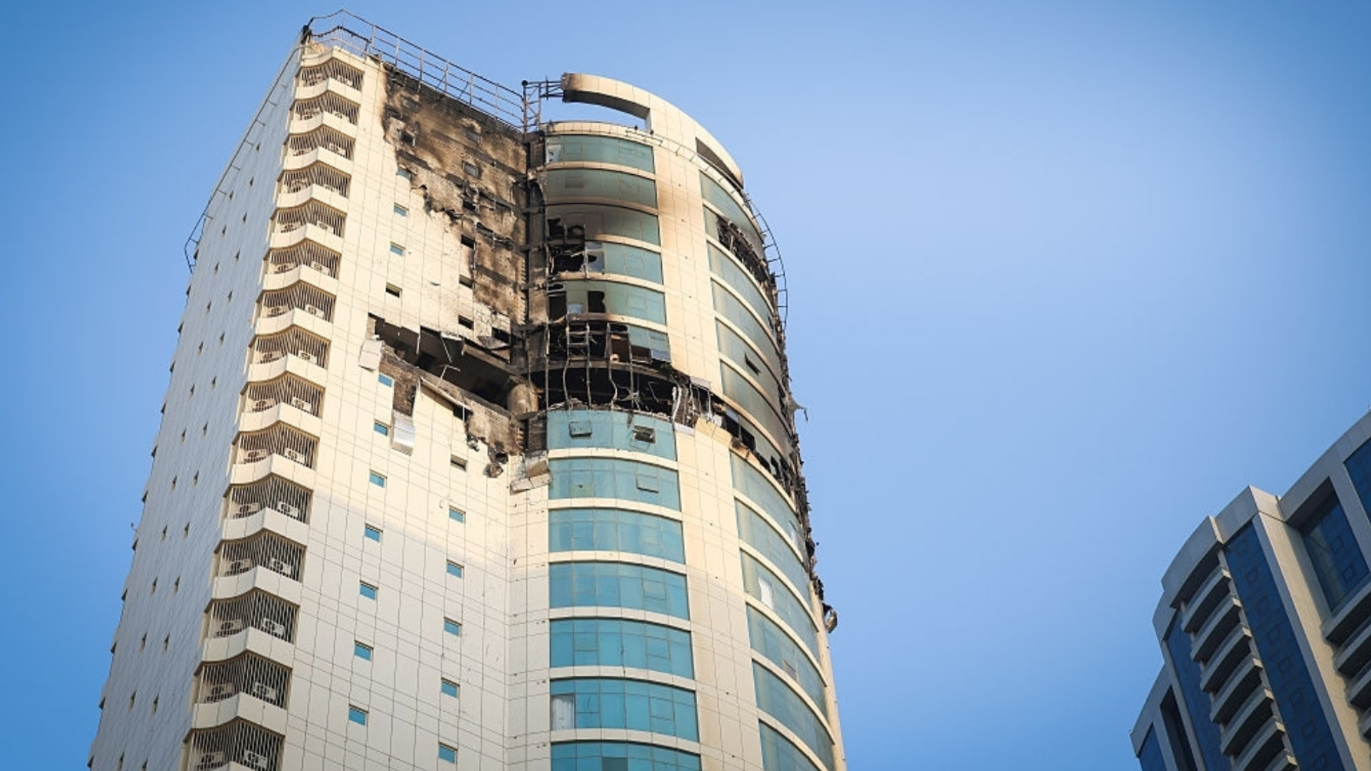 Иран наносит удар по финансовому сердцу Дубая (ВИДЕО)