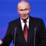 Цены на нефть, газ и удобрения стремительно растут. Карман Путина наполняется, а Украина с ним возится