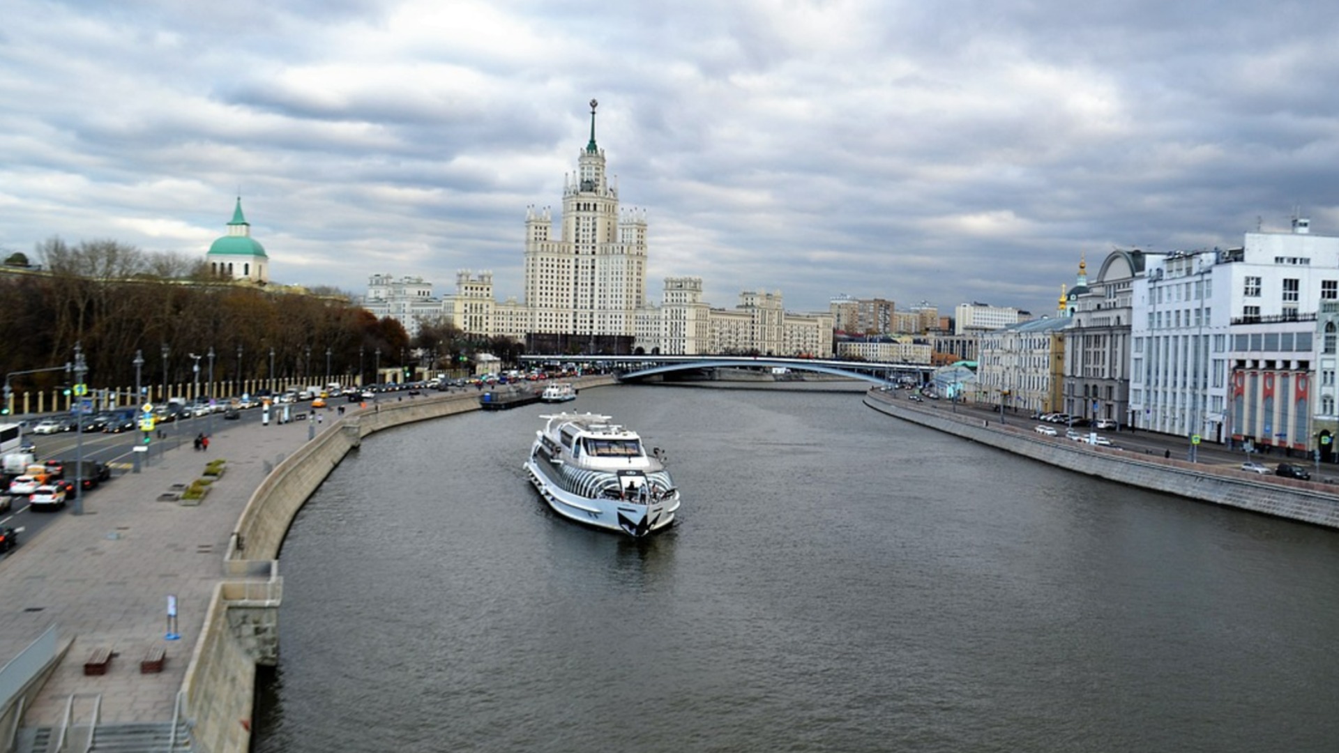 Хаос в Москве: Проблема с платежными системами блокирует платежи