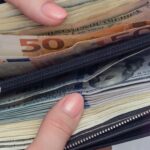 Доллар или евро? Резкое движение на валютном рынке, которого никто не ожидал