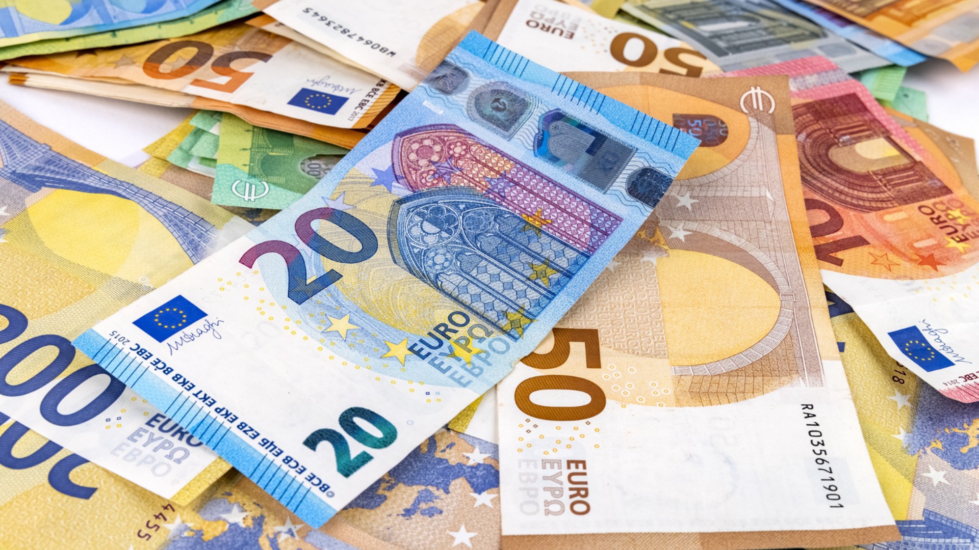 Чтобы экономика не впала в шок: IPI настаивал на мягких, а не жестких мерах