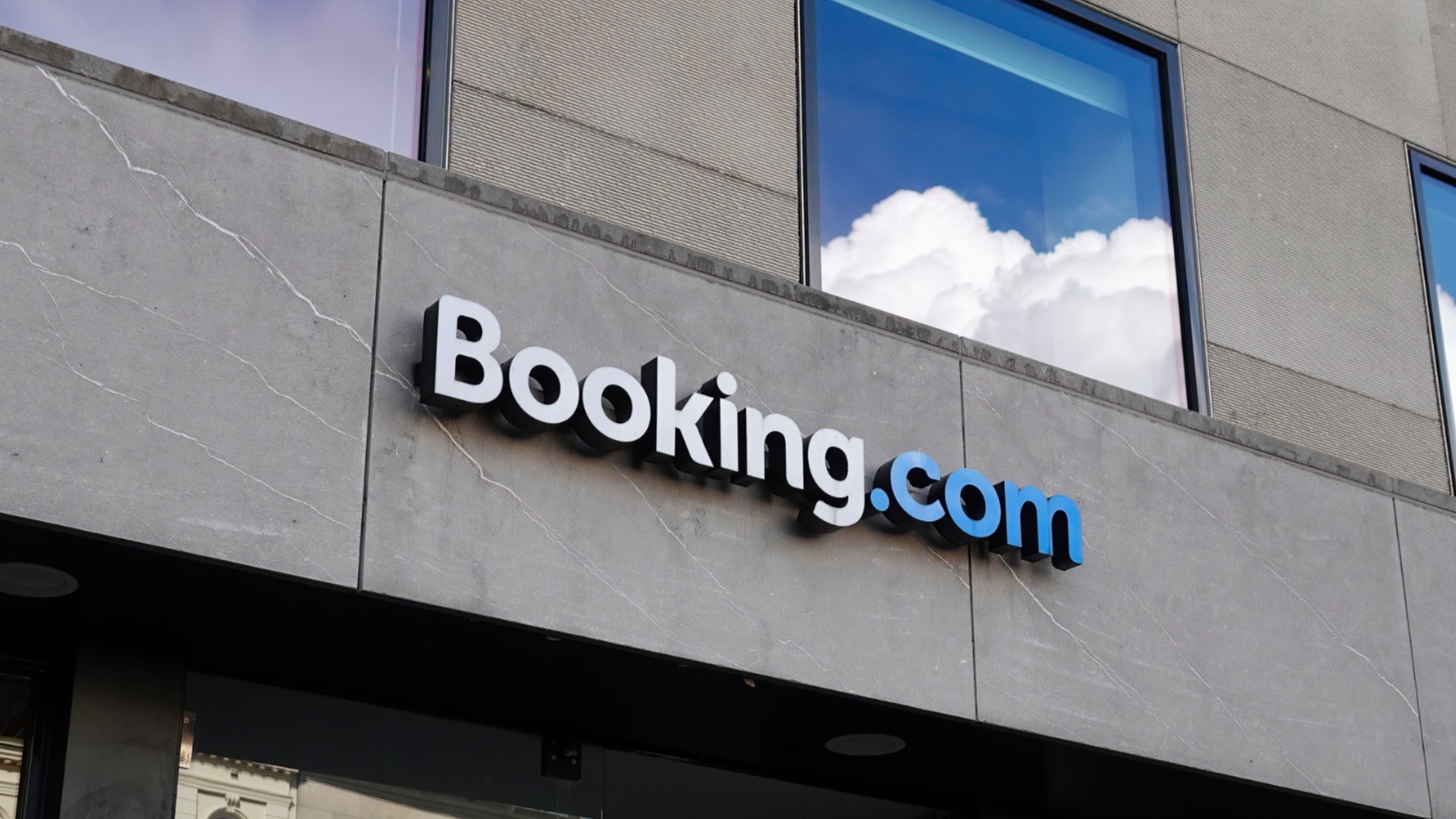 Вы путешествовали с Booking? Возможно, ваши данные уже находятся в распоряжении хакеров