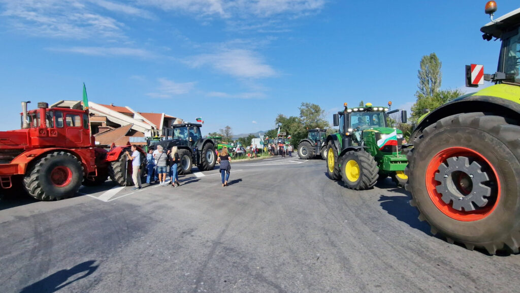 Производители зерна пригрозили протестовать, если государство не выручит их