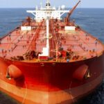 США не будут продлевать уступки по российской и иранской нефти