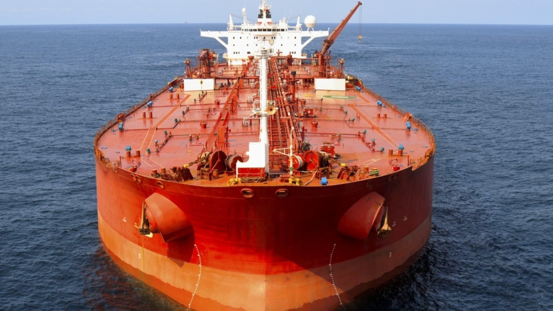 США не будут продлевать уступки по российской и иранской нефти