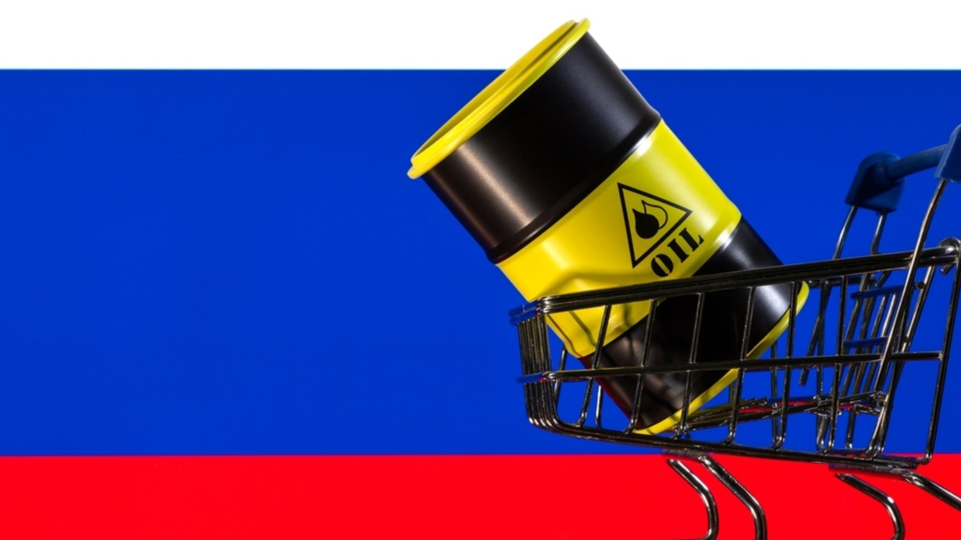 Россия сократила добычу нефти в апреле из-за атак дронов