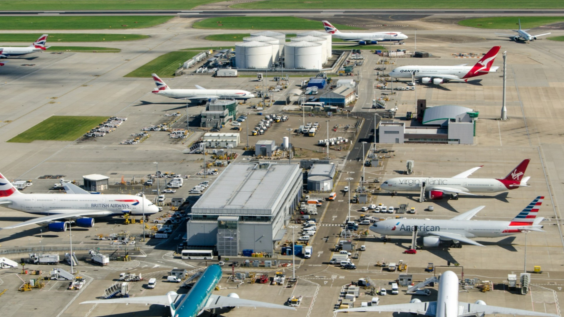 «Есть напряжение»: ЕС готовится выпустить запасы керосина