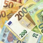 Конец стабильности? Евро преодолел ключевой барьер против доллара