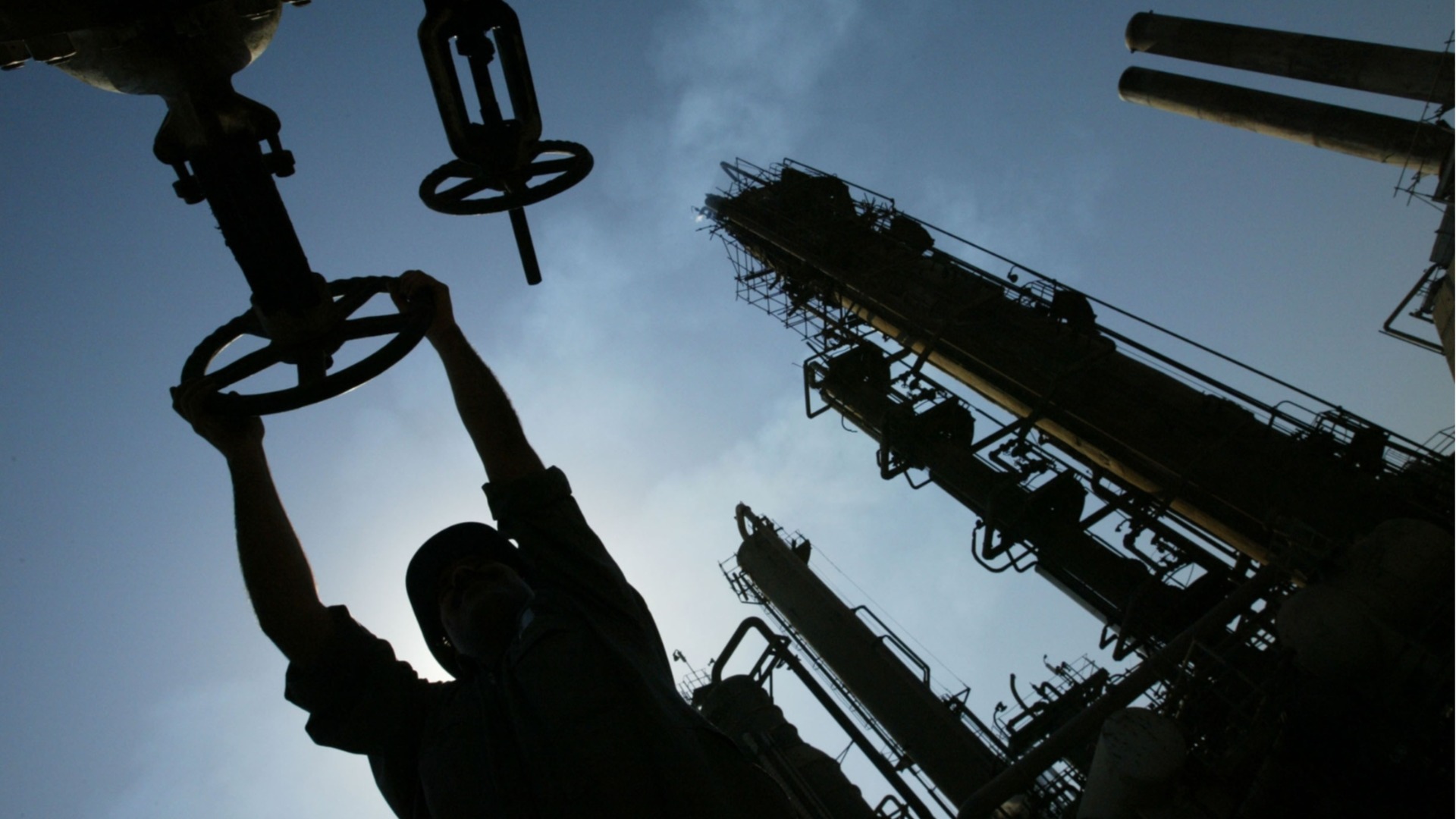 Прогноз: Даже после открытия Ормузского пролива поставки авиатоплива не возобновятся в течение нескольких месяцев. А цены?