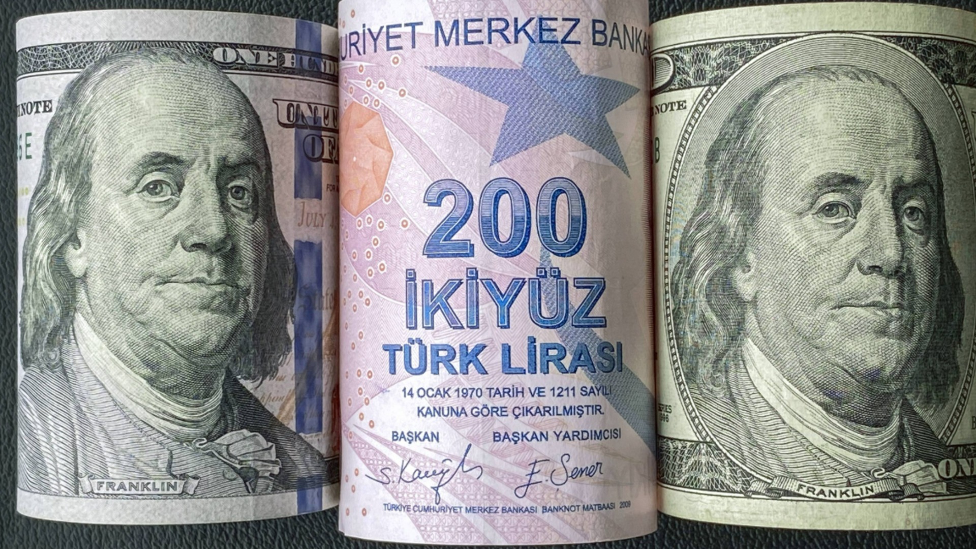 Из-за войны: ЦБ Турции продал десятки миллиардов долларов