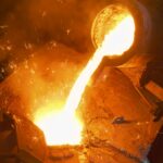 Российский сталелитейный гигант сообщил о резком падении прибыли