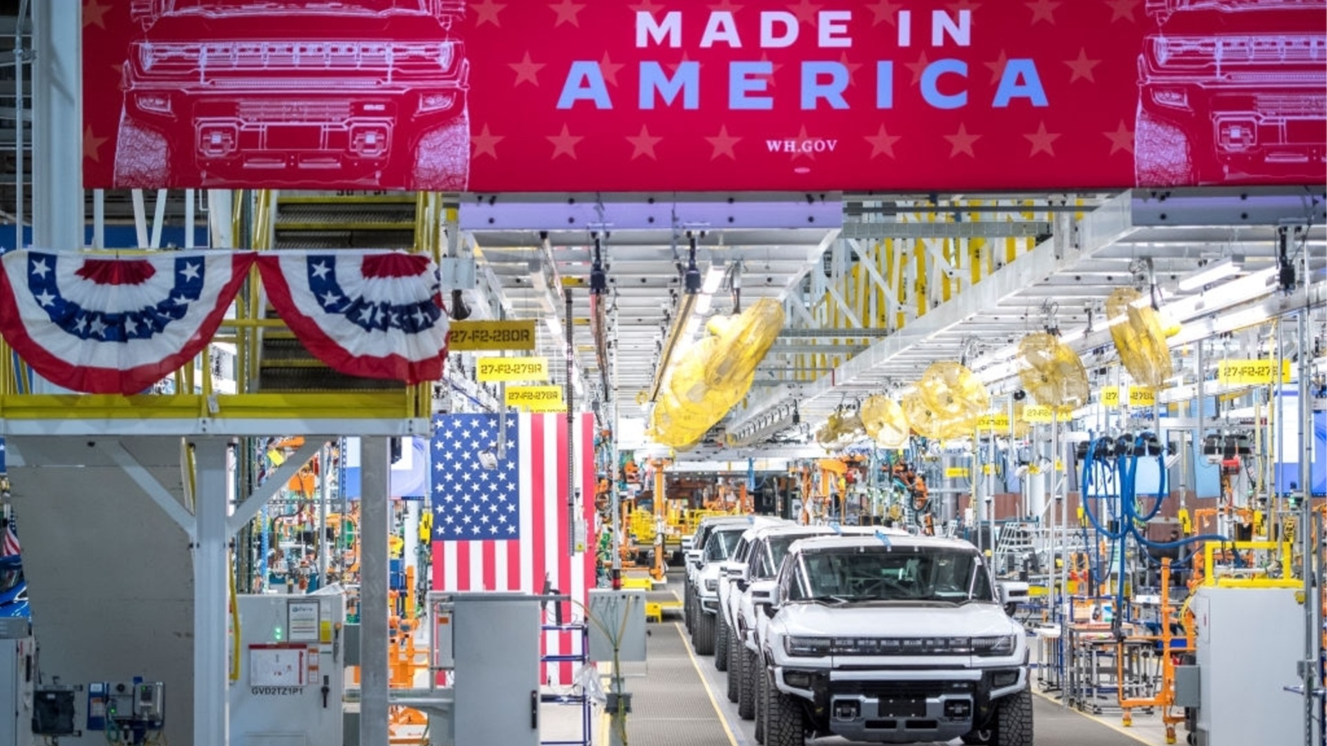 Как во Второй мировой войне: США используют автогигантов для производства оружия