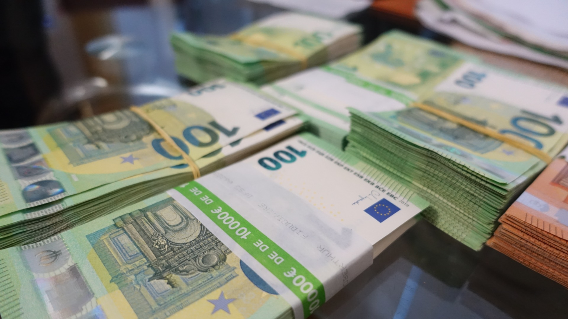 «ИИ справится лучше, проблема в пилотах»: Экономист с критикой управления бюджетом